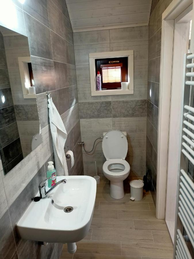Apartment Tomas Jendral Spissky Stvrtok Buitenkant foto