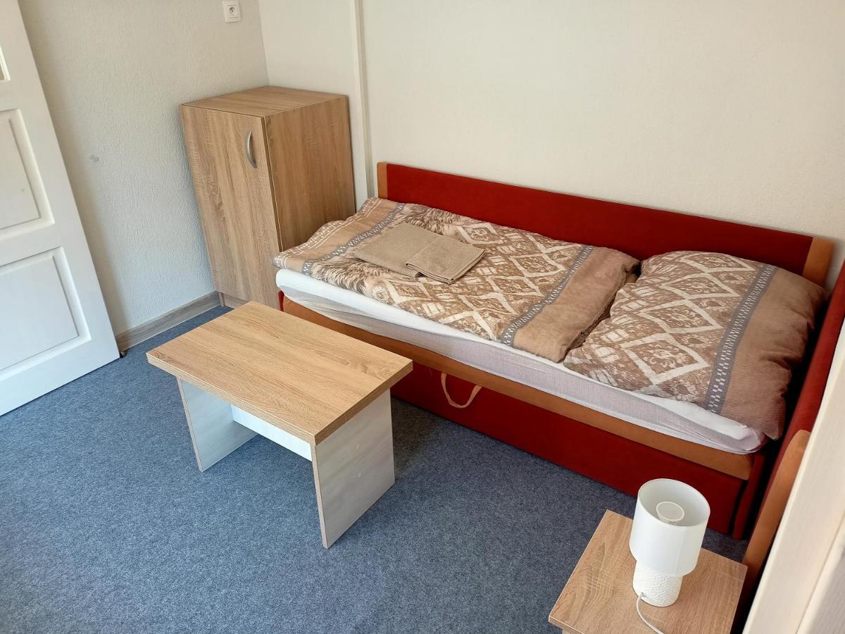 Apartment Tomas Jendral Spissky Stvrtok Buitenkant foto